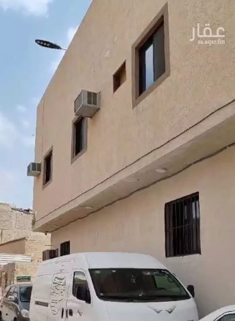 عمارة للبيع في شارع نافع الأنصاري, حي اليمامة, مدينة الرياض, منطقة الرياض صورة 3