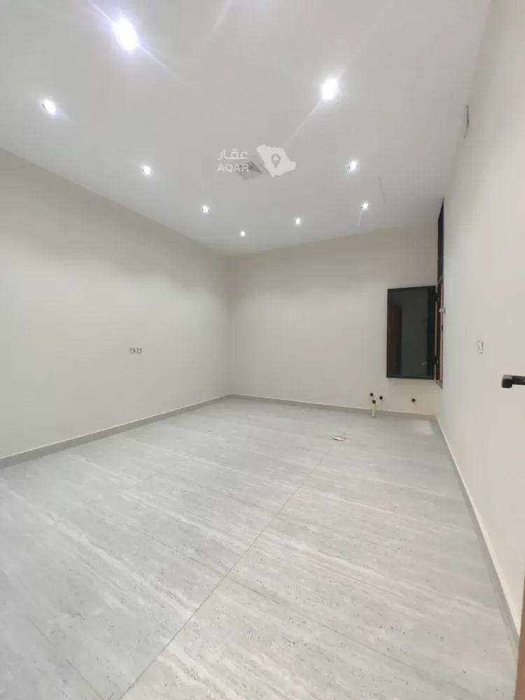 فيلا للبيع في شارع الزمخشري, حي عكاظ, مدينة الرياض, منطقة الرياض 6