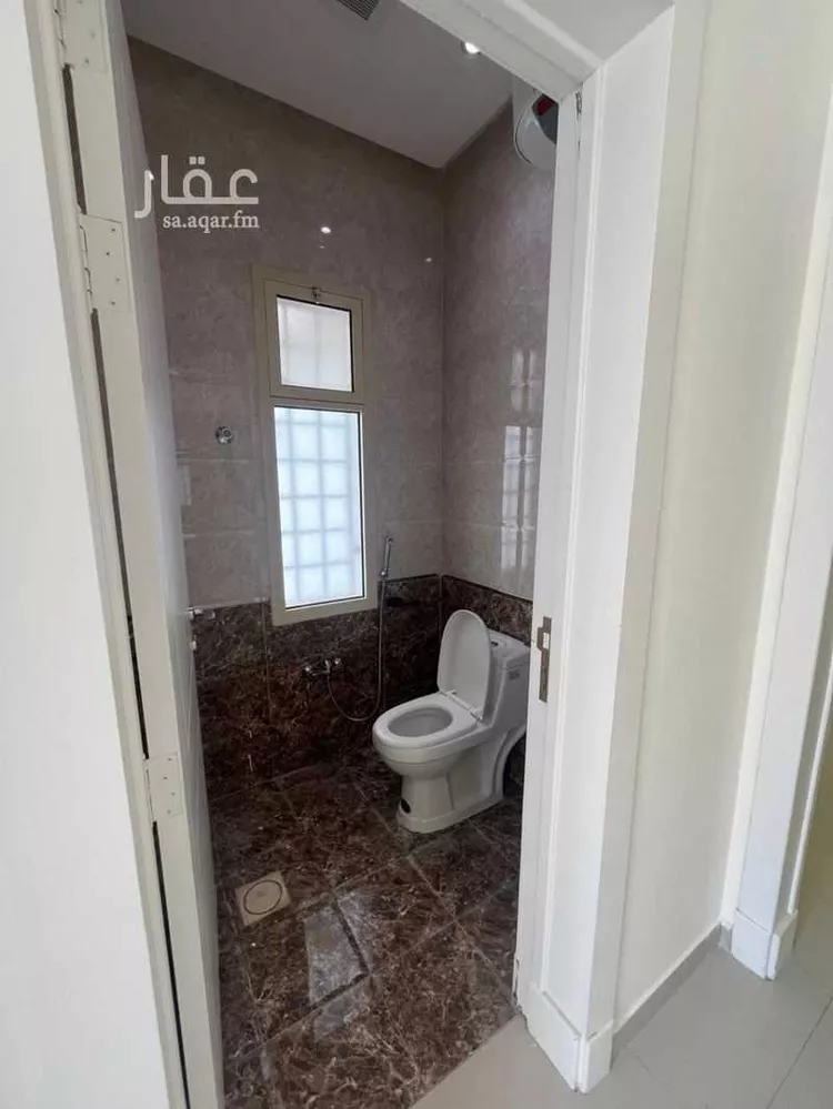 فيلا للبيع في شارع معجب آل حامد, حي النرجس, مدينة الرياض, منطقة الرياض 10