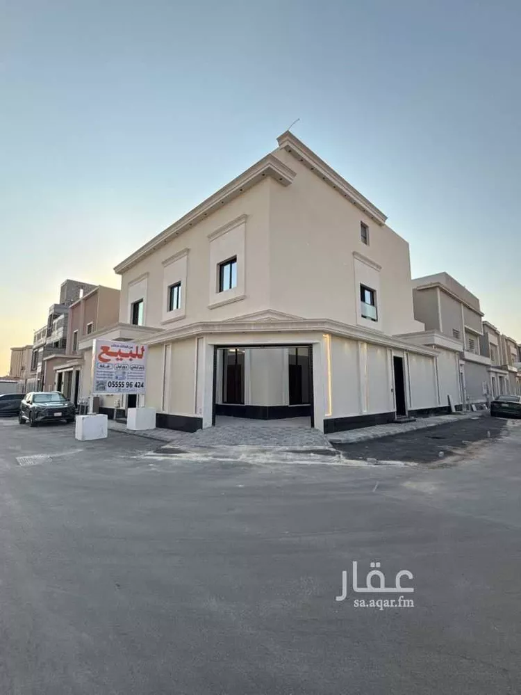دور للبيع في شارع 5953842, حي السعادة, مدينة الرياض, منطقة الرياض 14