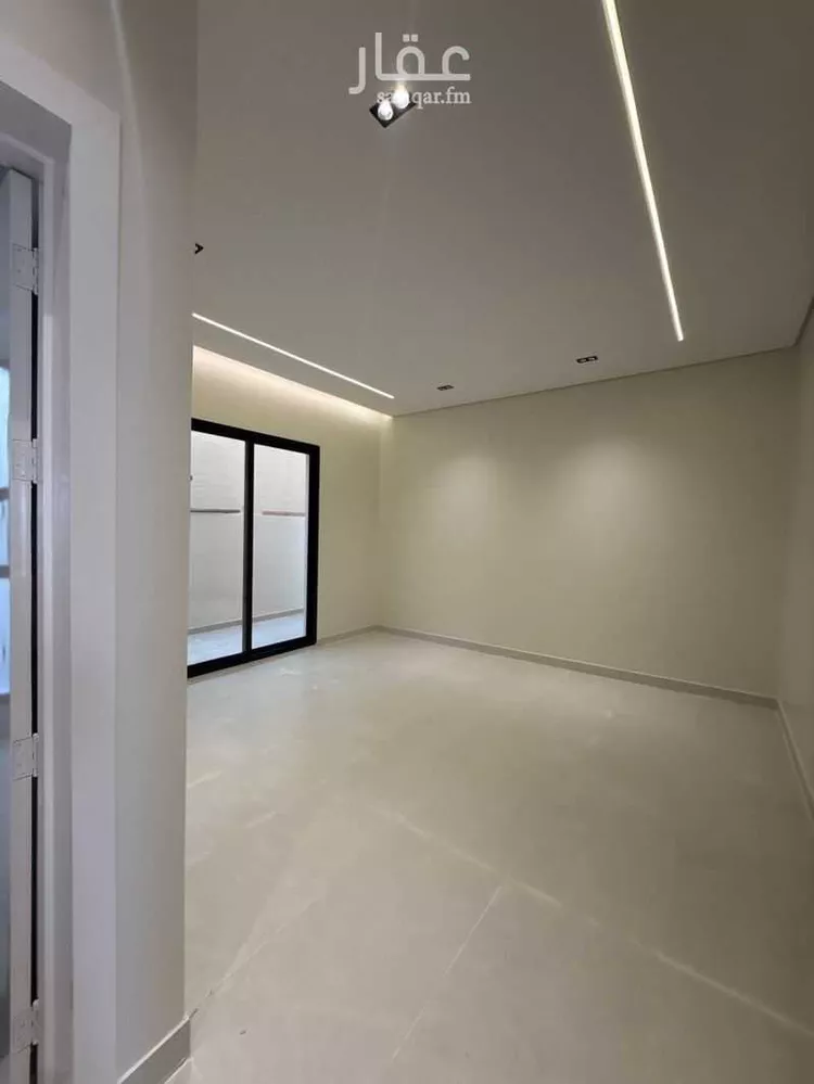دور للبيع في شارع 5953842, حي السعادة, مدينة الرياض, منطقة الرياض 11