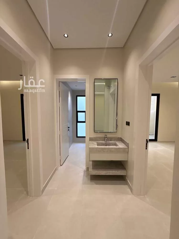 دور للبيع في شارع 5953842, حي السعادة, مدينة الرياض, منطقة الرياض 9