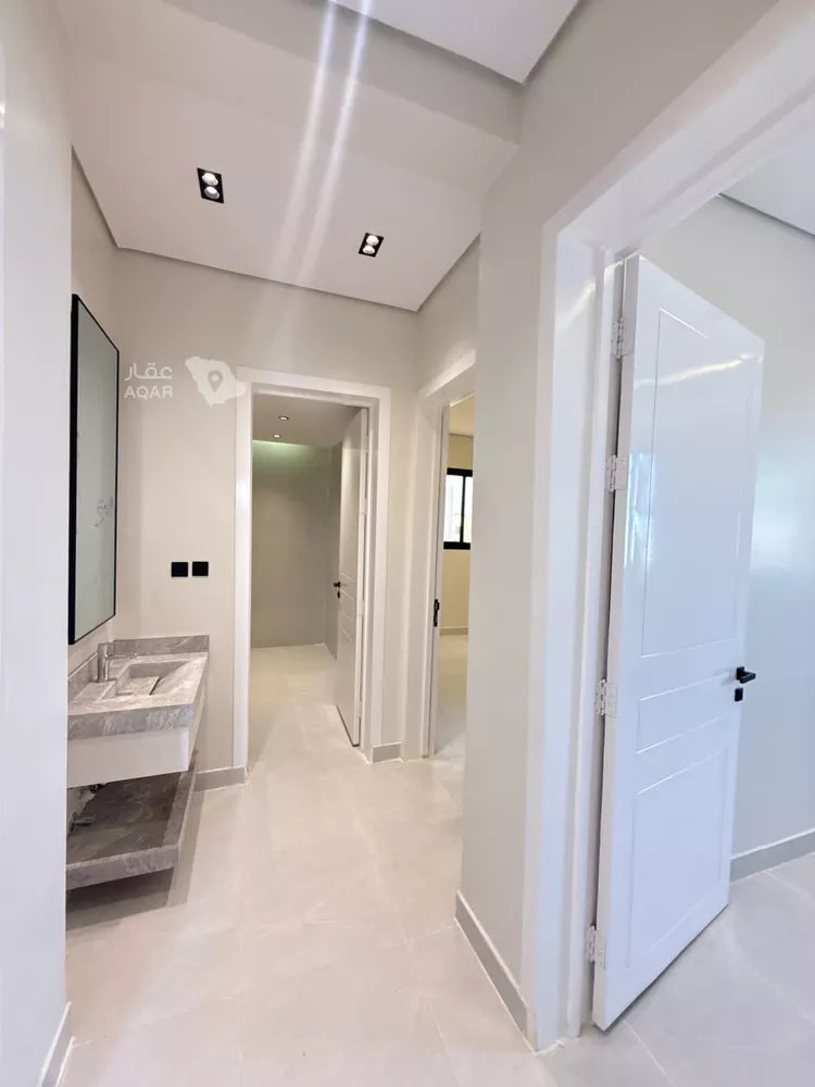 شقة للبيع في شارع 5953842, حي السعادة, مدينة الرياض, منطقة الرياض 7