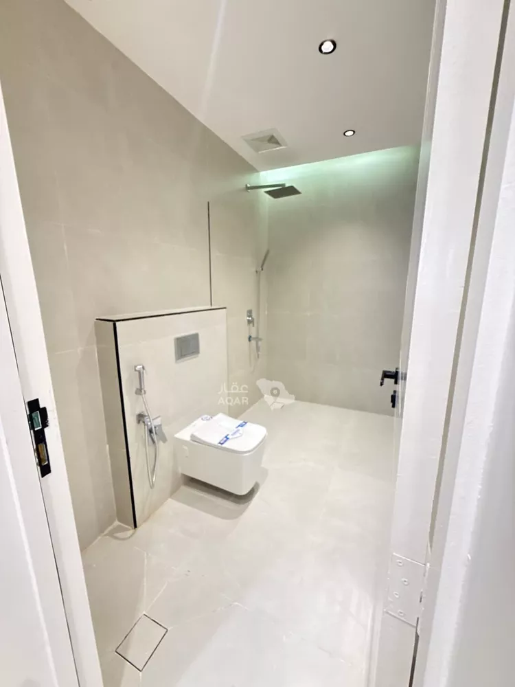 شقة للبيع في شارع 5953842, حي السعادة, مدينة الرياض, منطقة الرياض 8