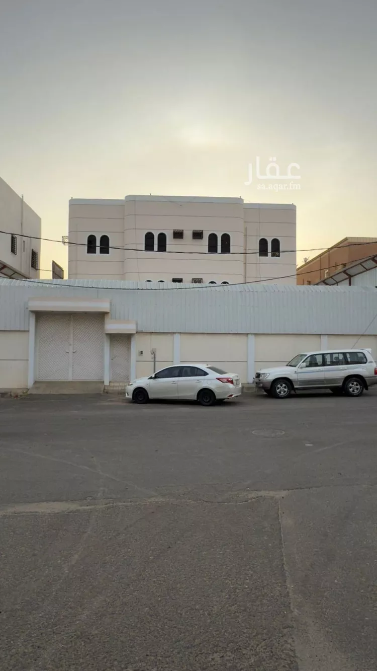 عمارة للبيع في شارع اسامة بن حارثة الكلبي, حي الرصراص 2, مدينة خميس مشيط, منطقة عسير