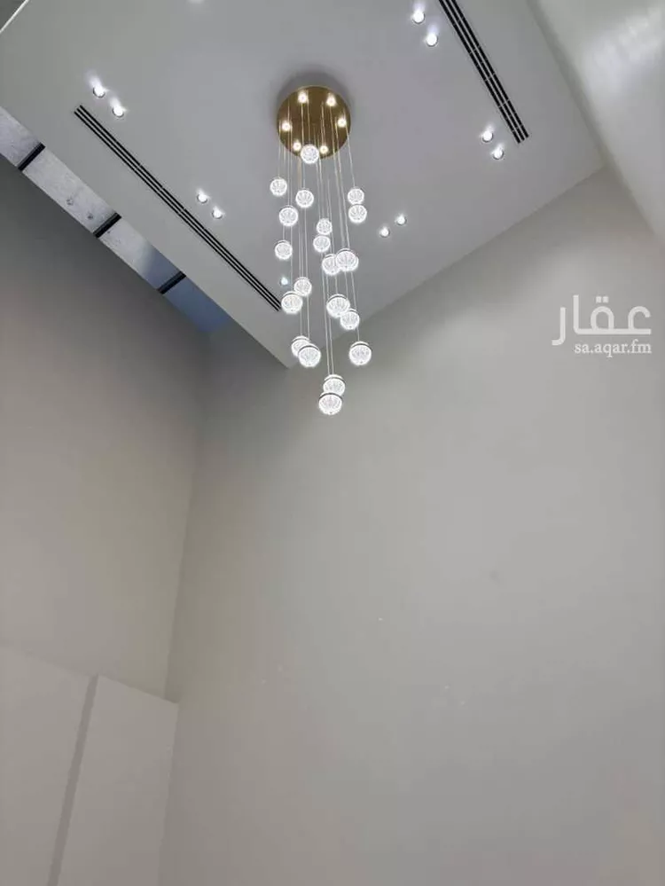 فيلا للإيجار في شارع أبي الفرج العكبري, حي الشرفية, مدينة الرياض, منطقة الرياض