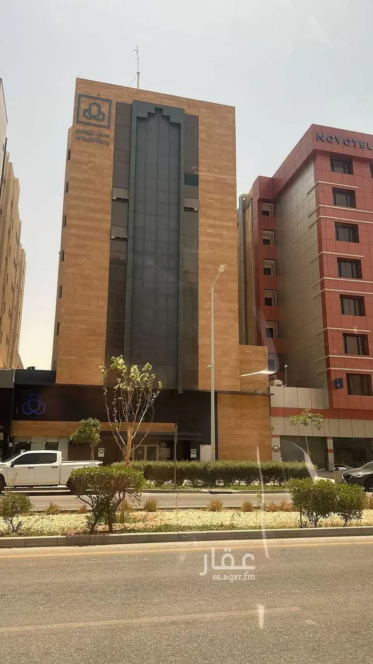 عمارة للبيع في شارع العليا, حي العليا, مدينة الرياض, منطقة الرياض صورة 2