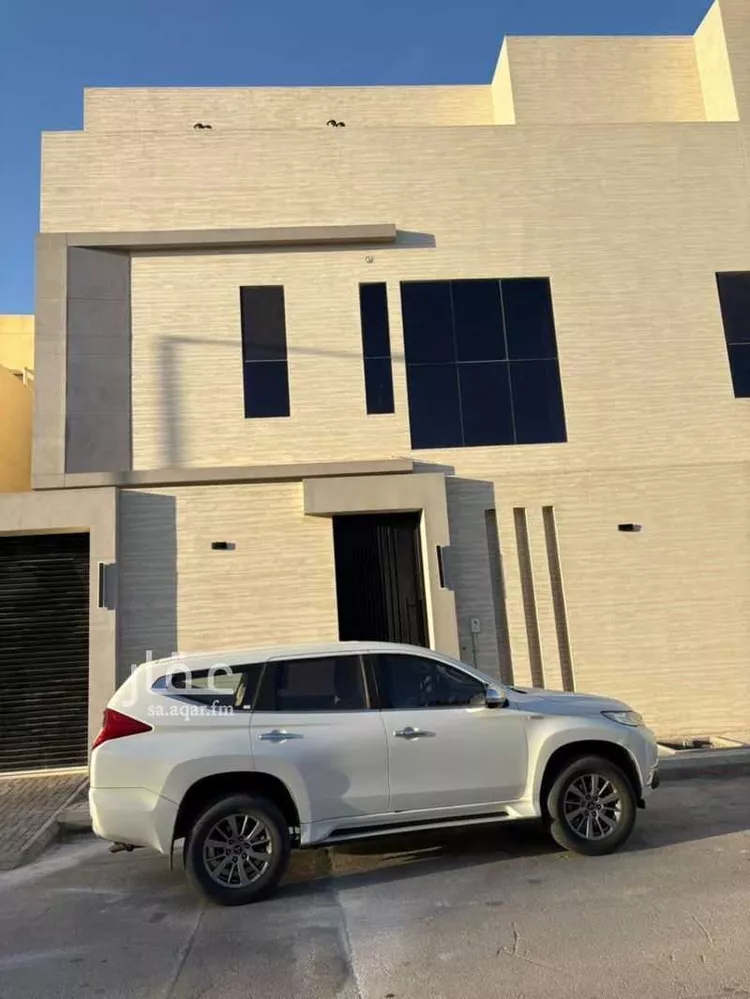 فيلا للإيجار في شارع أبي الفرج العكبري, حي الشرفية, مدينة الرياض, منطقة الرياض صورة 4