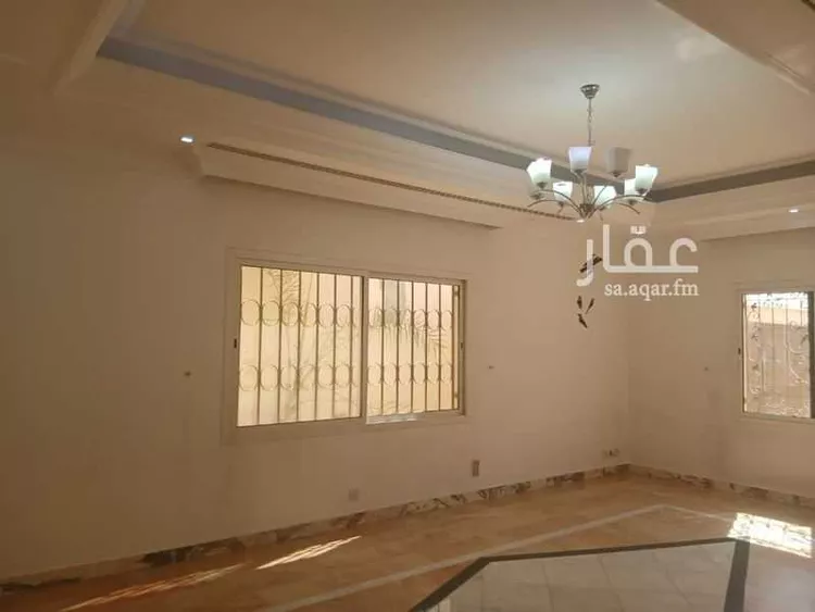 فيلا للبيع في شارع تاج القراء, حي المعذر الشمالي, مدينة الرياض, منطقة الرياض صورة 2