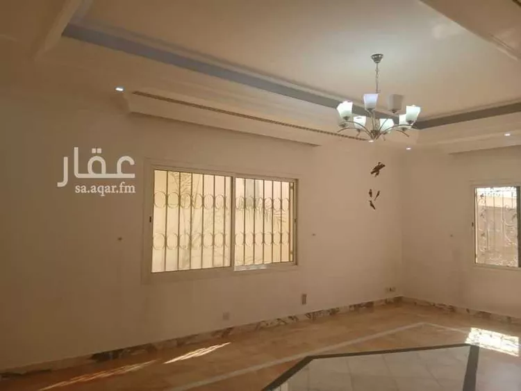 فيلا للإيجار في شارع وجية الكيلاني, حي المعذر الشمالي, مدينة الرياض, منطقة الرياض صورة 5
