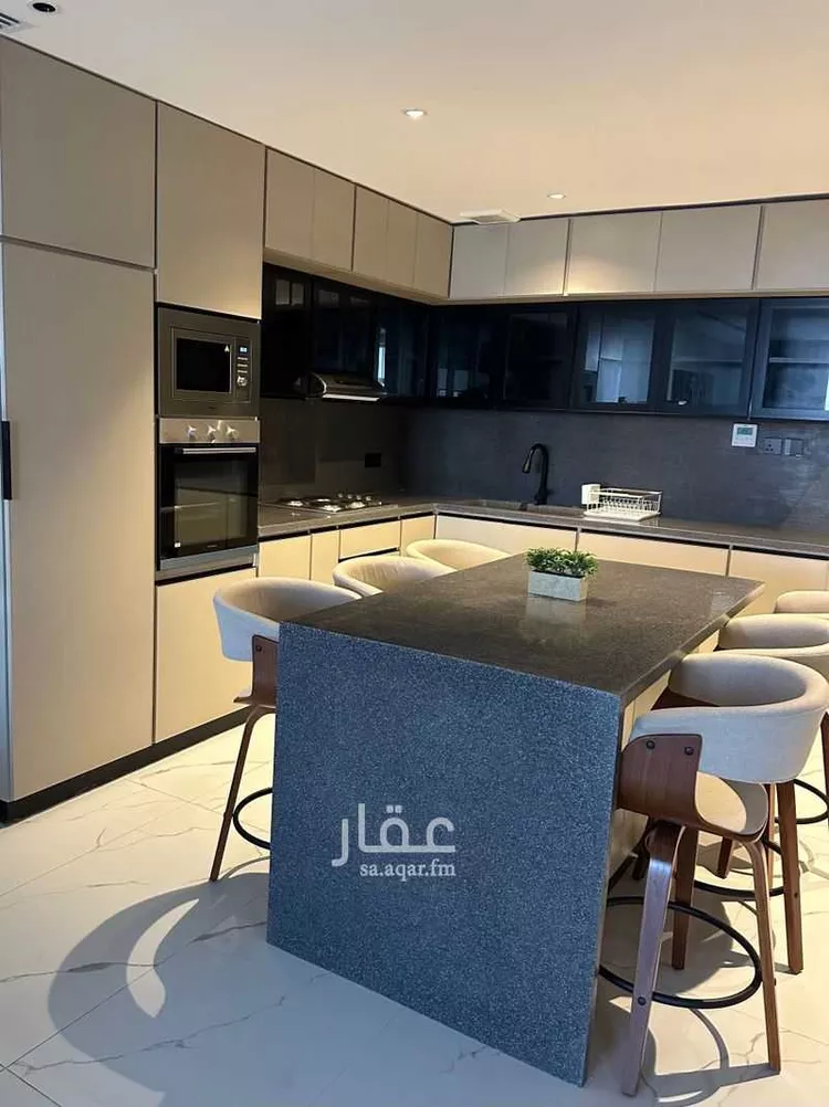 شقة للبيع في شارع الملك عبدالله, حي الشاطئ الغربي, مدينة الدمام, المنطقة الشرقية صورة 4