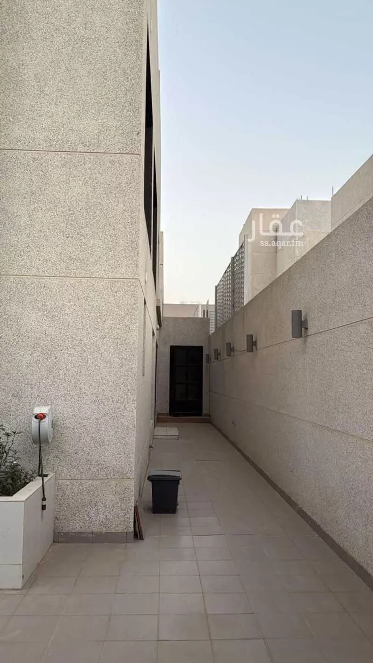 فيلا للبيع في شارع مؤيد الدين الحارثي, حي المونسية, مدينة الرياض, منطقة الرياض صورة 4