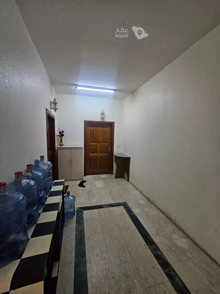 شقة للإيجار في شارع الامير ناصر بن عبدالعزيز, حي الروضة, مدينة الرياض, منطقة الرياض 2