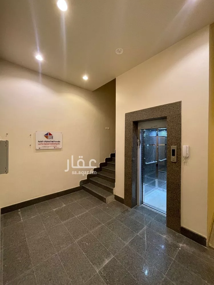 مكتب تجاري للإيجار في شارع خالد بن الوليد, حي الروضة, مدينة الرياض, منطقة الرياض صورة 5