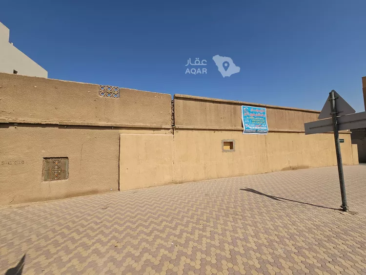 Land for Rent in Al Hayathem Al Hayathem