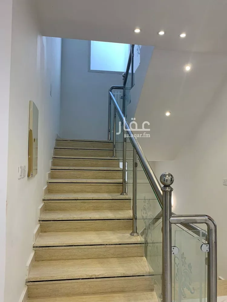 فيلا للبيع في شارع عبدالله البواب, حي بدر, مدينة الرياض, منطقة الرياض صورة 4