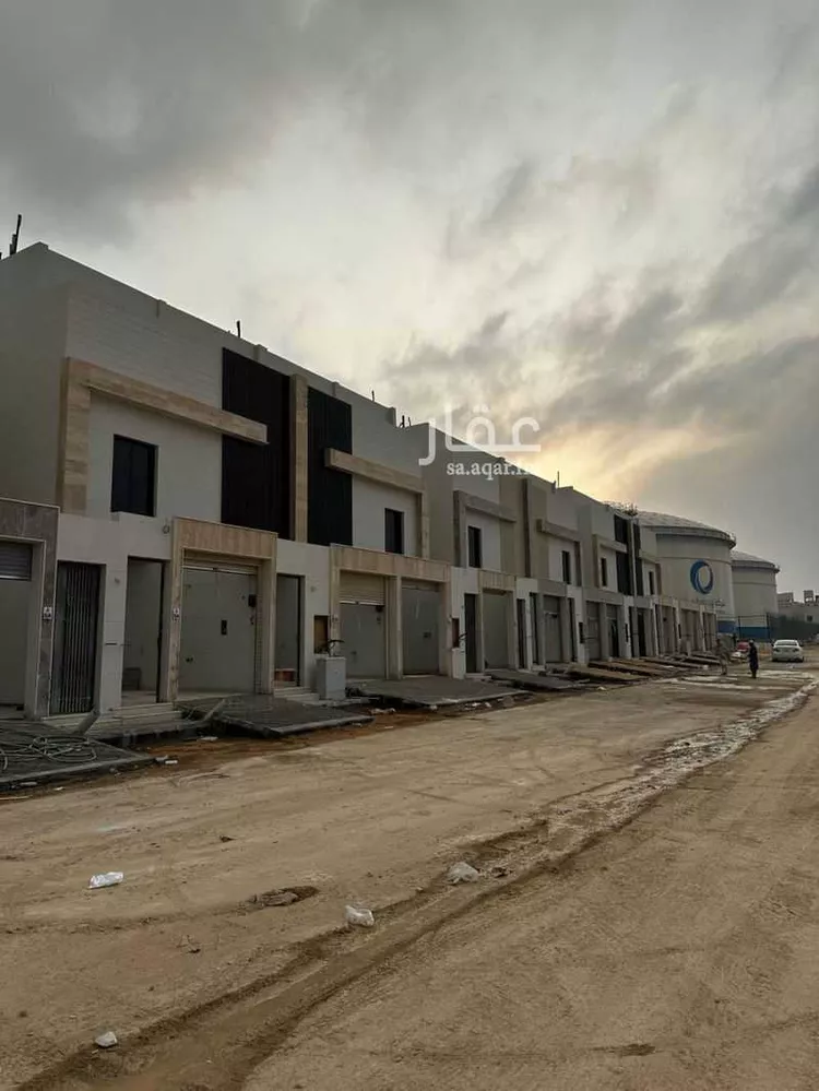فيلا للبيع في شارع احمد الاصبهاني, حي طويق, مدينة الرياض, منطقة الرياض