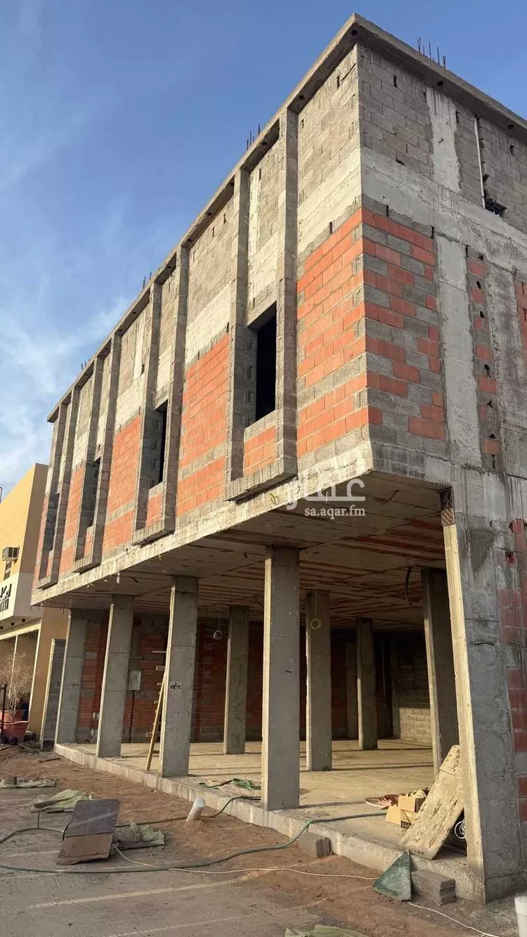 عمارة للبيع في شارع خالد بن عبدالعزيز, حي الورود, مدينة المزاحمية, منطقة الرياض صورة 3