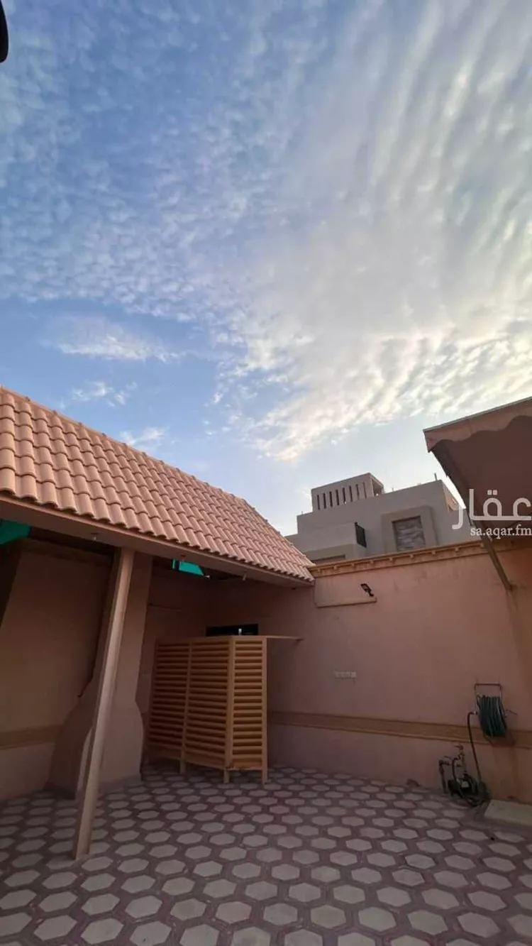 فيلا للبيع في شارع الشيخ محمد بن عبدالوهاب, حي غرناطة, مدينة المزاحمية, منطقة الرياض 8