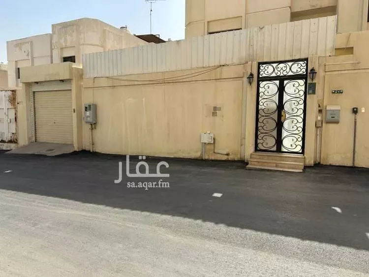 فيلا للإيجار في شارع حمزة الصيدلاني, حي العليا, مدينة الرياض, منطقة الرياض صورة 3