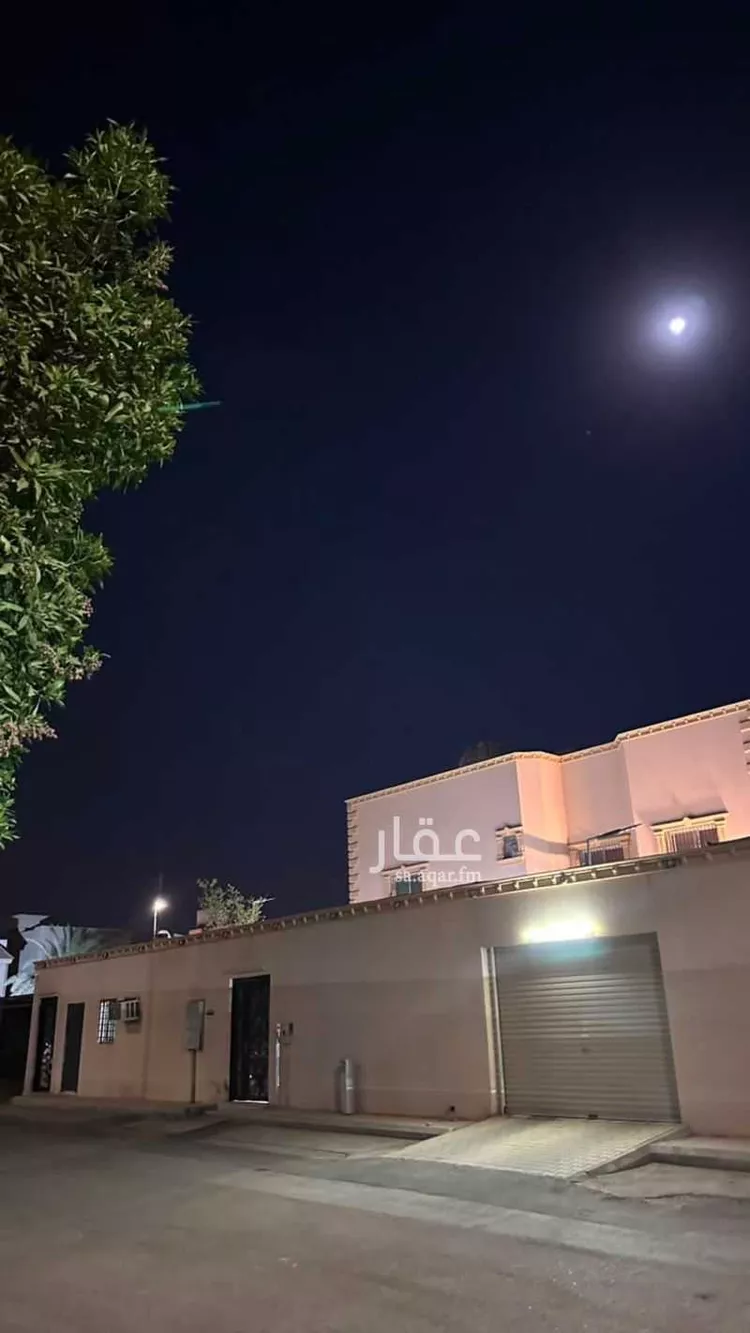Villa for Sale in Al Muzahimiyah Ghirnatah