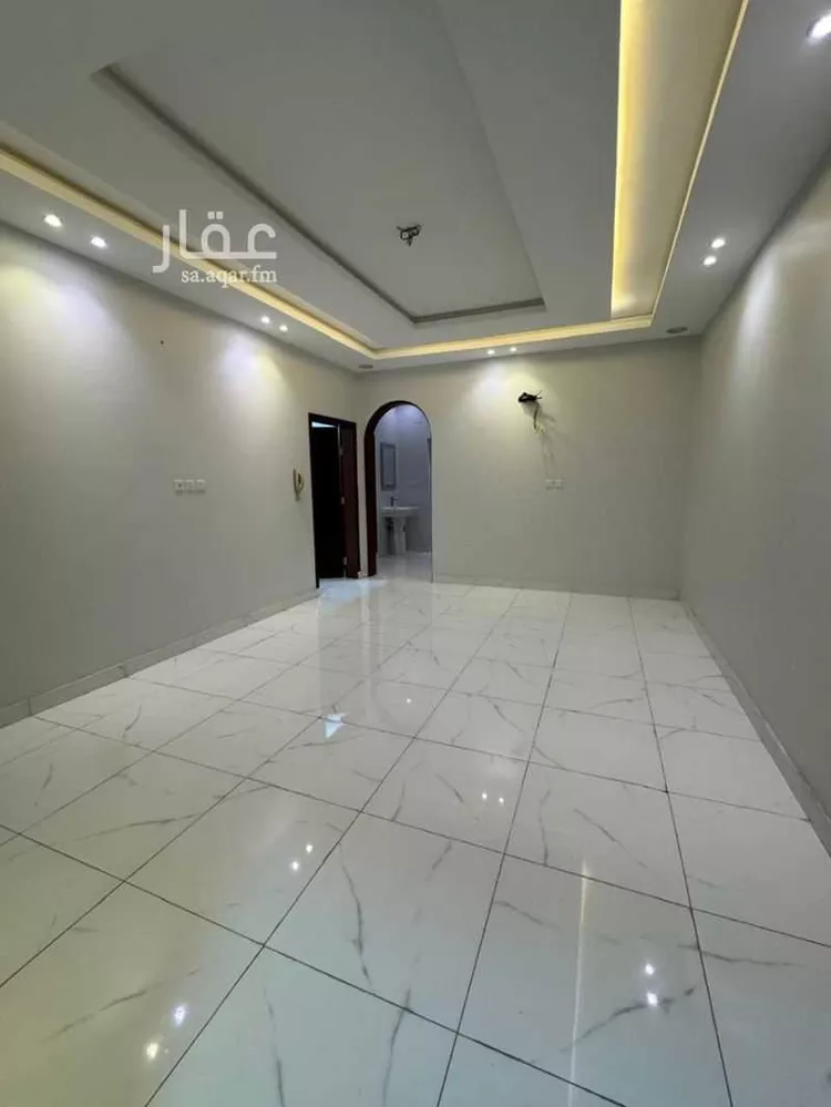 شقة للإيجار في شارع حجر المدري, حي المطار, مدينة جازان, منطقة جازان