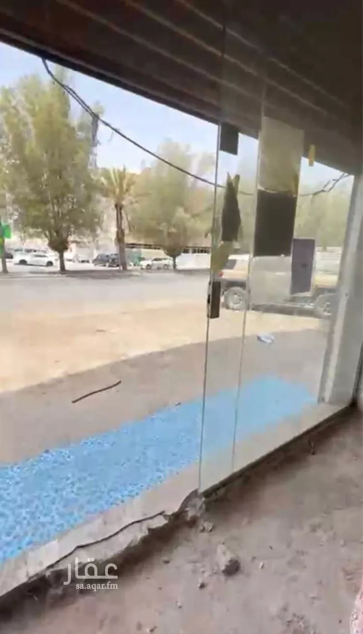 محل للإيجار في شارع أبي بكر الرازي, حي السليمانية, مدينة الرياض, منطقة الرياض صورة 2
