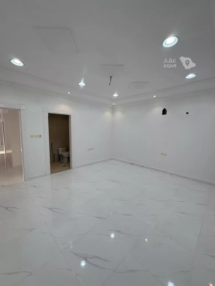 Floor for Rent in Riyadh Al Fayha 3