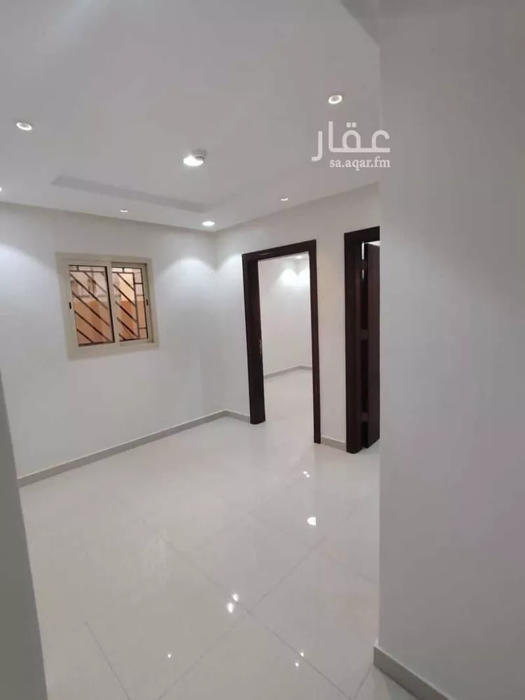مكتب تجاري للإيجار في شارع الزبير ابن العوام ابن خويلد ابن اسد, حي الروابي, مدينة الرياض, منطقة الرياض صورة 2
