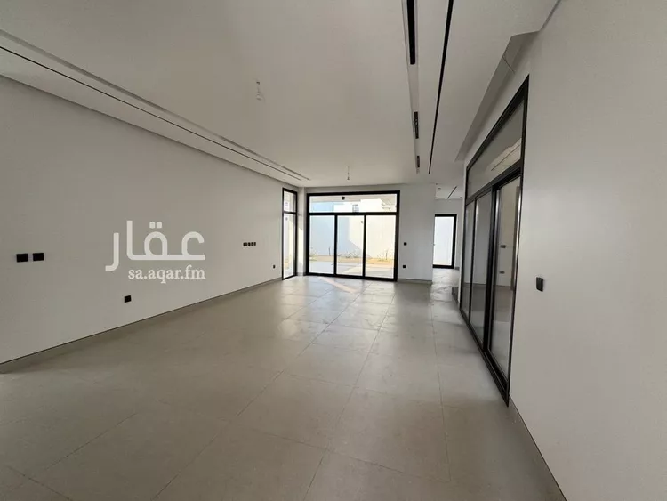 فيلا للبيع في شارع 208 السيف, حي السيف, مدينة الدمام, المنطقة الشرقية صورة 2
