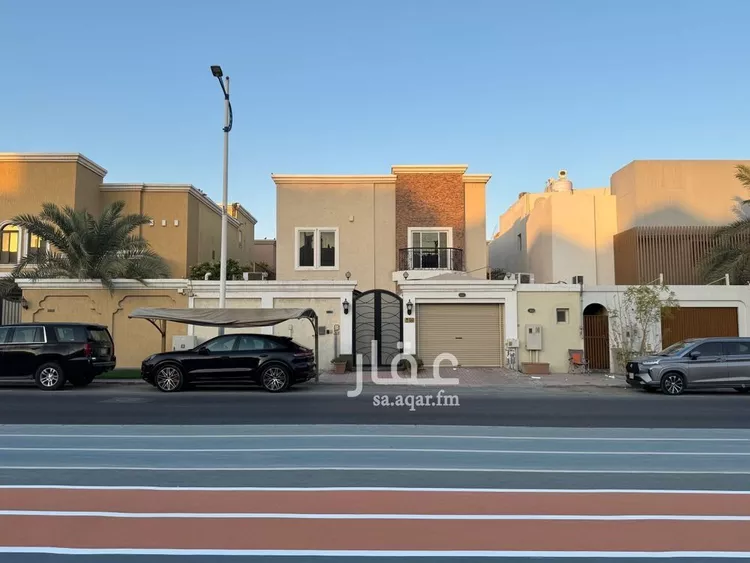 Villa for Sale in Dhahran Al Qusur