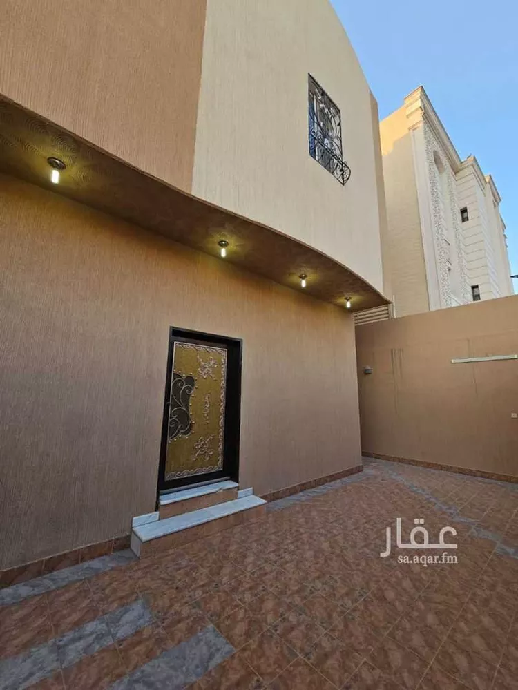 فيلا للإيجار في شارع الغيوم, حي إشبيلية, مدينة الرياض, منطقة الرياض