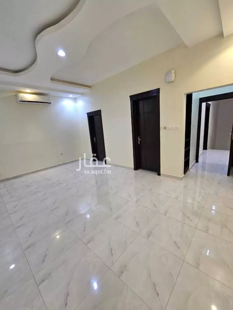فيلا للإيجار في شارع الغيوم, حي إشبيلية, مدينة الرياض, منطقة الرياض صورة 4
