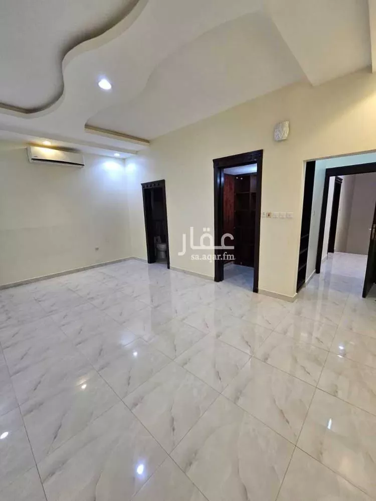 فيلا للإيجار في شارع الغيوم, حي إشبيلية, مدينة الرياض, منطقة الرياض صورة 2