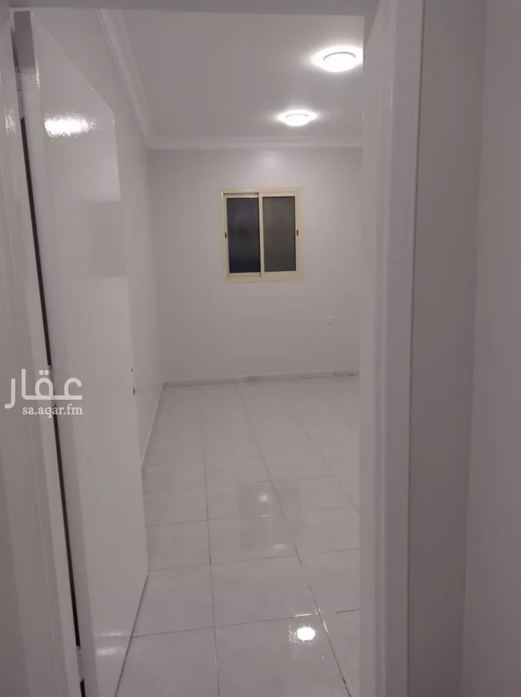شقة للإيجار في شارع الشيخ إسحاق بن عبدالرحمن بن حسن, حي السويدي الغربي, مدينة الرياض, منطقة الرياض صورة 4