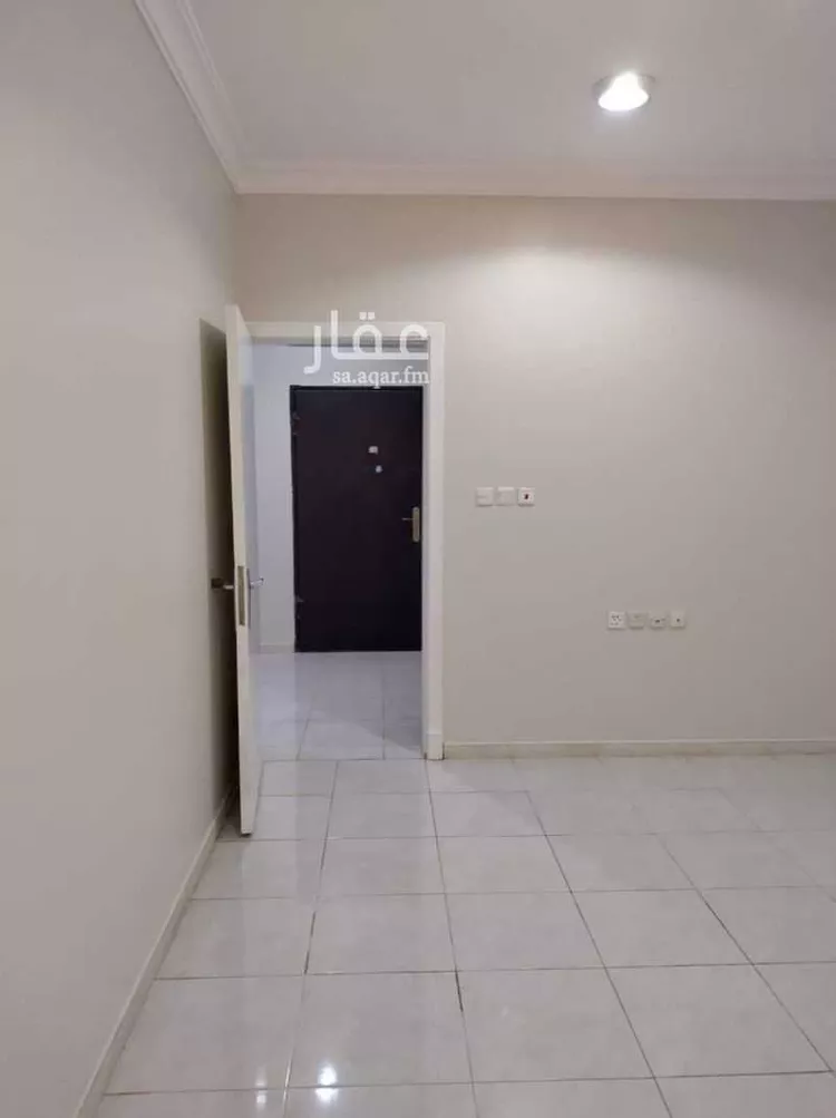 شقة للإيجار في شارع الشيخ إسحاق بن عبدالرحمن بن حسن, حي السويدي الغربي, مدينة الرياض, منطقة الرياض صورة 4