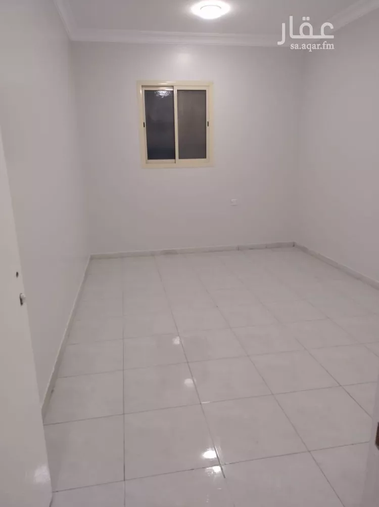 شقة للإيجار في شارع الشيخ إسحاق بن عبدالرحمن بن حسن, حي السويدي الغربي, مدينة الرياض, منطقة الرياض صورة 2