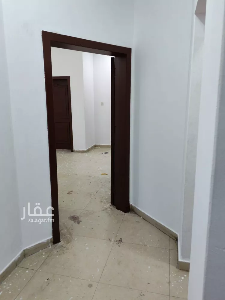 عمارة للإيجار في شارع يزيد بن ابي سفيان, حي العريجاء الأوسط, مدينة الرياض, منطقة الرياض صورة 4
