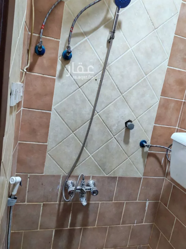 عمارة للإيجار في شارع يزيد بن ابي سفيان, حي العريجاء الأوسط, مدينة الرياض, منطقة الرياض 9