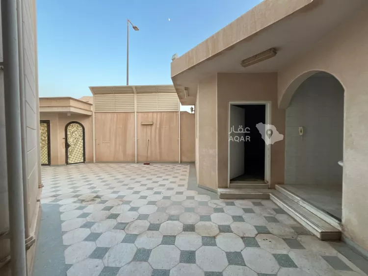 فيلا للبيع في شارع أبي محمد العلاف, حي الزهرة, مدينة الرياض, منطقة الرياض 9