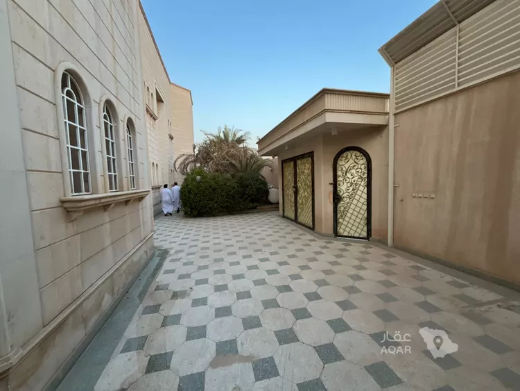 فيلا للبيع في شارع أبي محمد العلاف, حي الزهرة, مدينة الرياض, منطقة الرياض 11