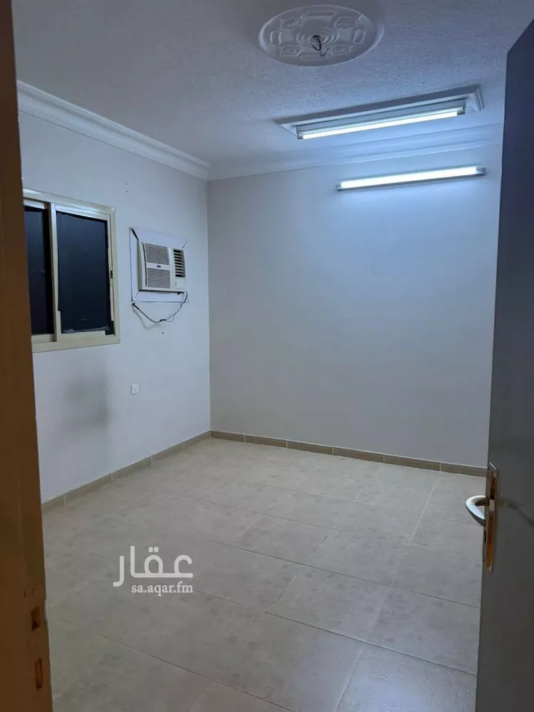 شقة للإيجار في شارع عشيرة, حي بدر, مدينة الرياض, منطقة الرياض صورة 3