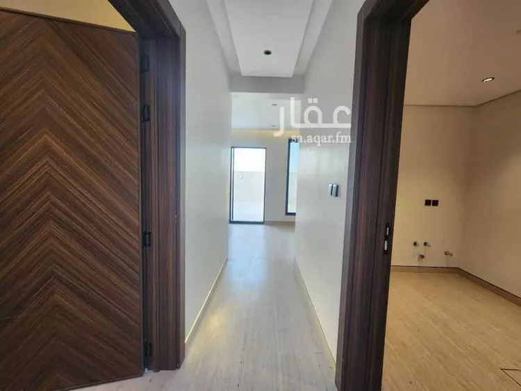 فيلا للبيع في شارع عبيدالله بن سهيل الأنصاري, حي العوالي, مدينة الرياض, منطقة الرياض 18