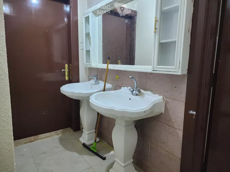 Apartment for Rent in Riyadh Shubra 3