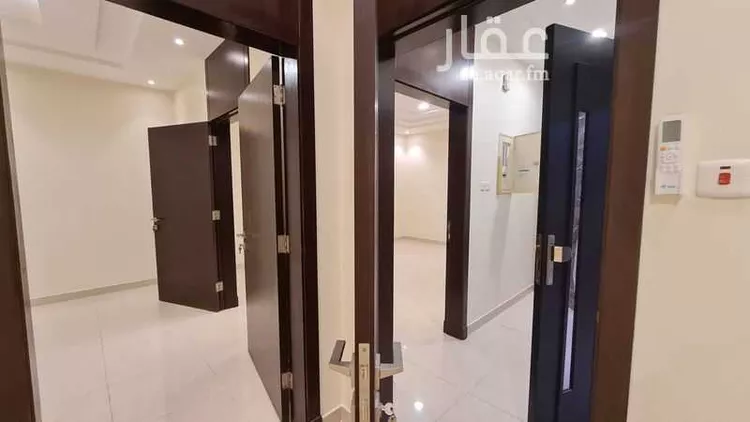 شقة للإيجار في شارع بديع الزمان الهمذاني, حي الزهرة, مدينة الرياض, منطقة الرياض صورة 3