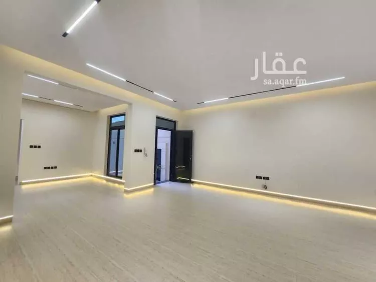 فيلا للبيع في شارع عبيدالله بن سهيل الأنصاري, حي العوالي, مدينة الرياض, منطقة الرياض صورة 3
