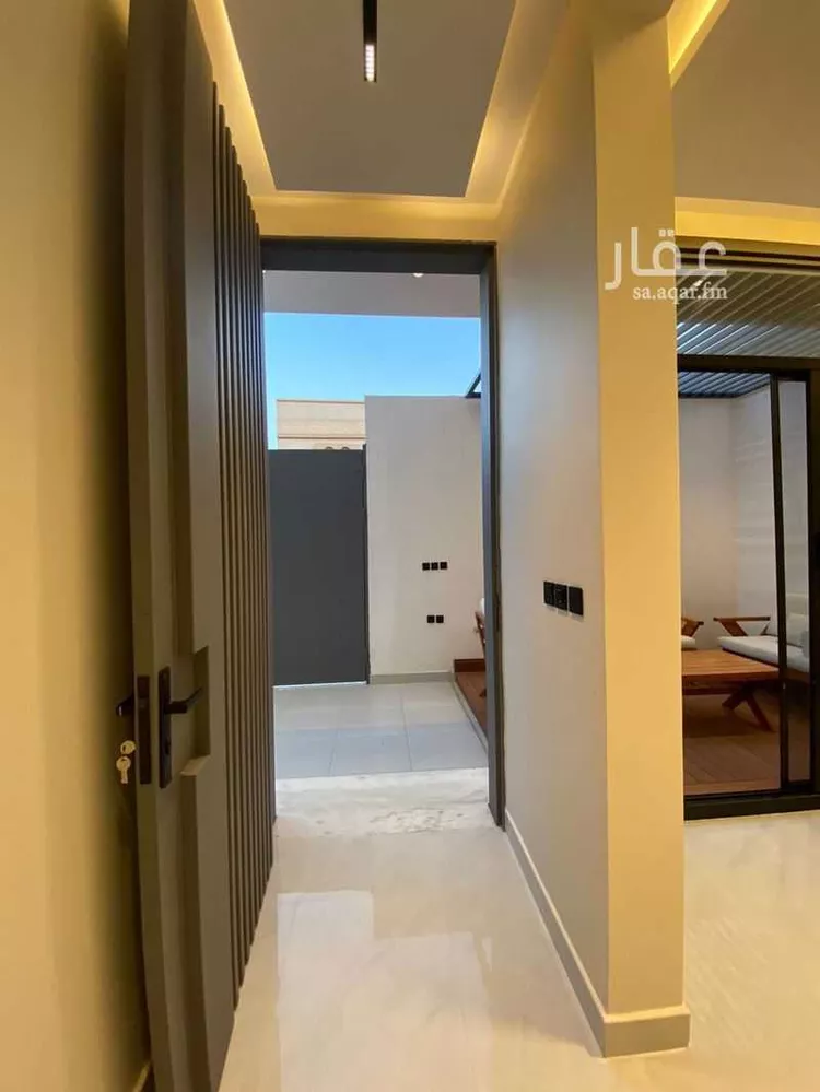 فيلا للإيجار في شارع أم أيمن المحدثة, حي العريجاء الغربي, مدينة الرياض, منطقة الرياض 11