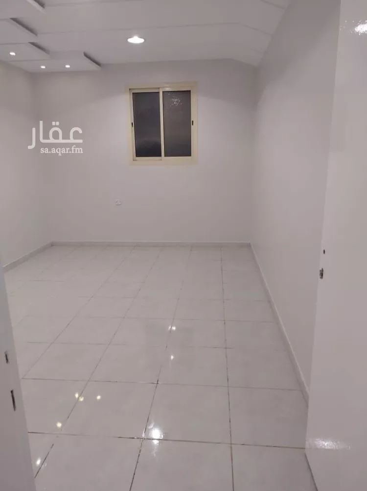 شقة للإيجار في شارع الشيخ إسحاق بن عبدالرحمن بن حسن, حي السويدي الغربي, مدينة الرياض, منطقة الرياض صورة 3