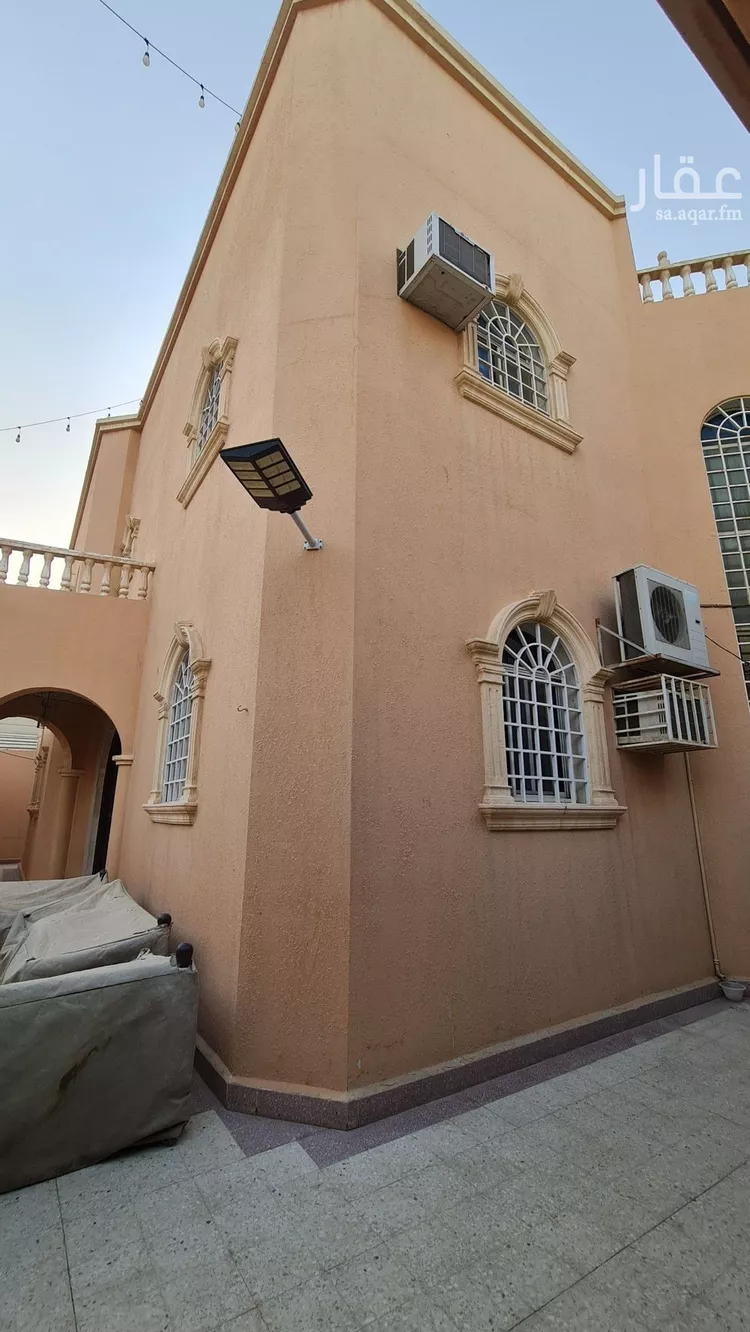 فيلا للبيع في شارع السهي, حي شبرا, مدينة الرياض, منطقة الرياض 8