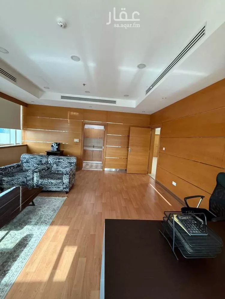 Commercial Office for Rent in Al Khobar Al Ulaya صورة 3